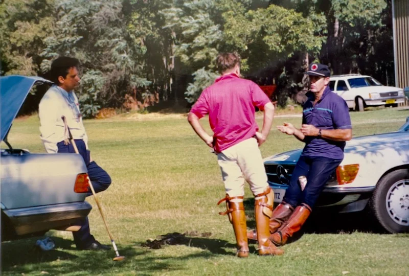 Peter Pickering snaps polo newcomers getting advice from Ross Leighton 